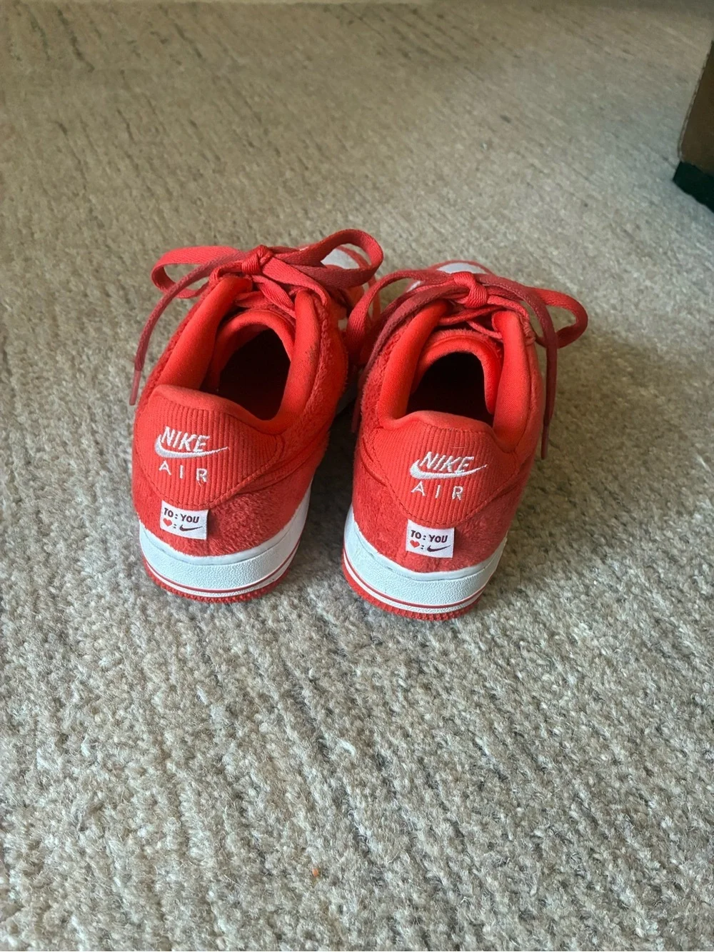 Nike Air Force 1 Low Valentine's Day Fleece 2024 Kids Size 4Y